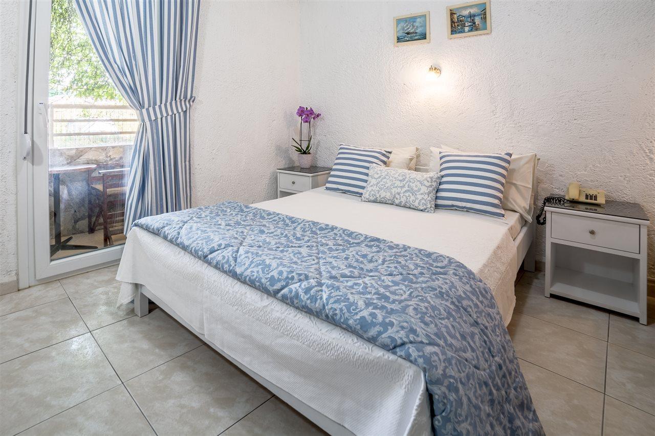 Hotel Roxani