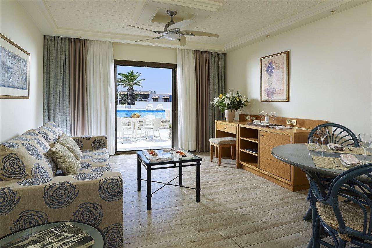 Resort Knossos Royal