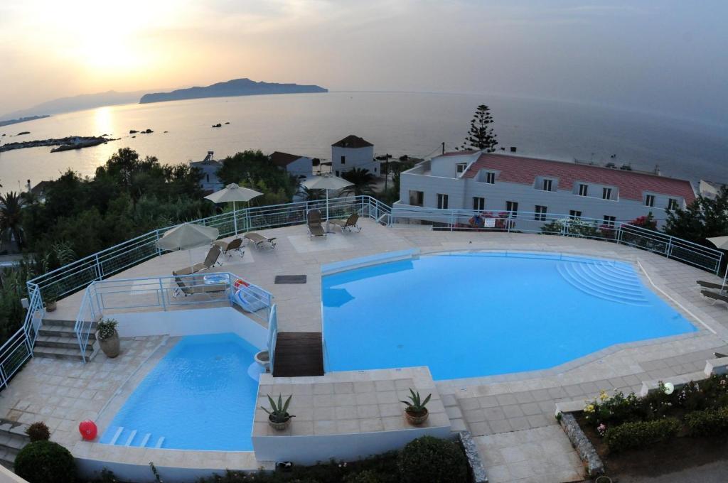 Aparthotel Achillion Villas