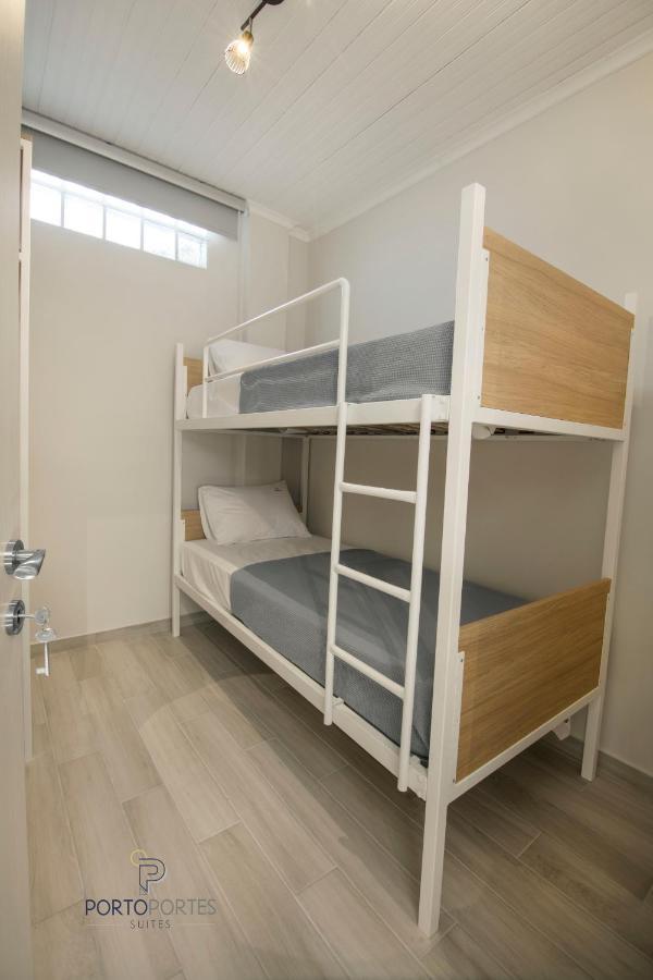 Porto Portes Aparthotel *