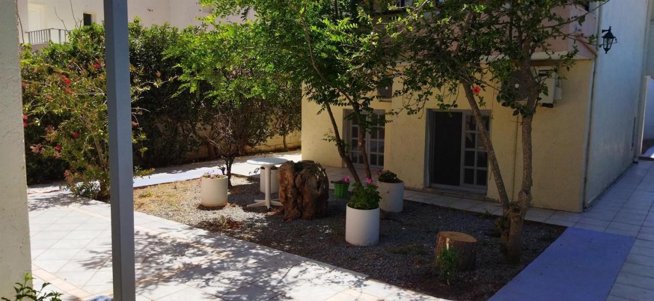 Cleo 250m From The 2* Malia (Crete)