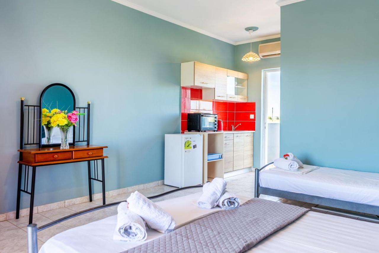 Brunswick Units Near Lagana Beach Apartment *
