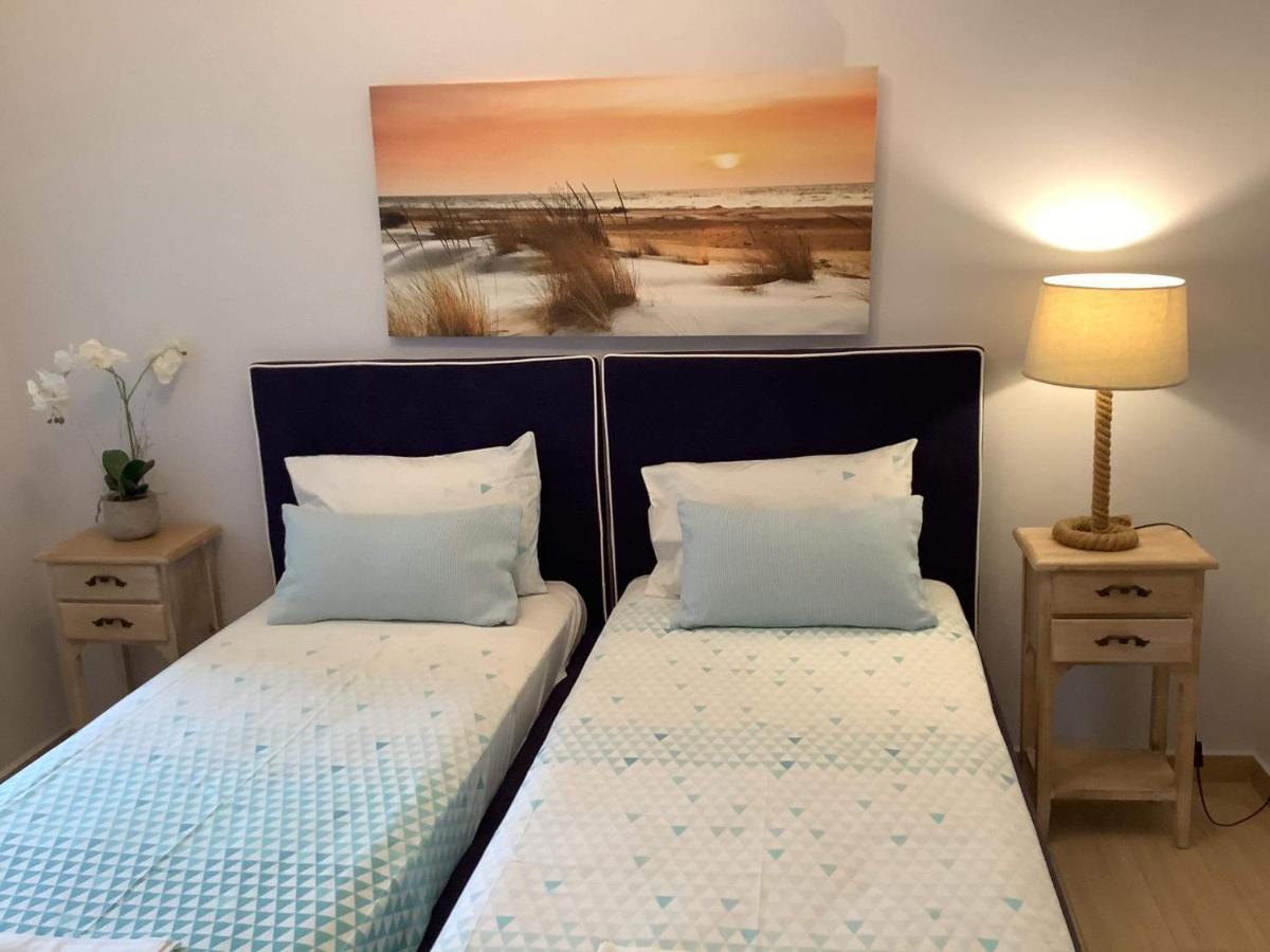 Blue & White Luxury Holiday home *
