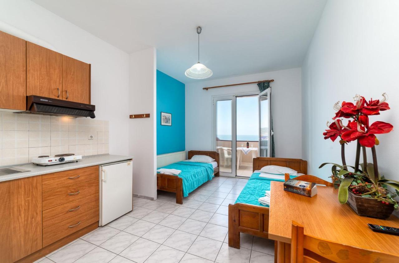 Troulis Seaside Amoudara (Heraklion)