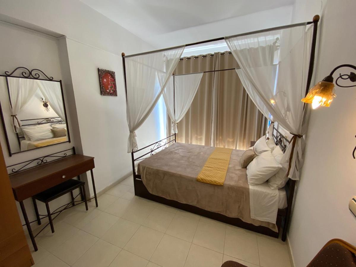 Anastasia Studios, & 3*