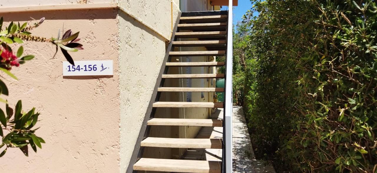 Cleo 250m From The Malia (Crete)