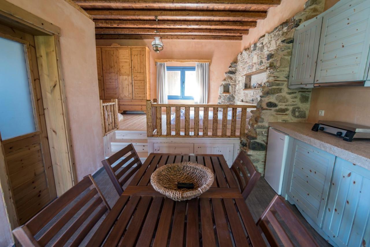 Farm stay Chaihoutes Stone House Into Olive Farm In Zia