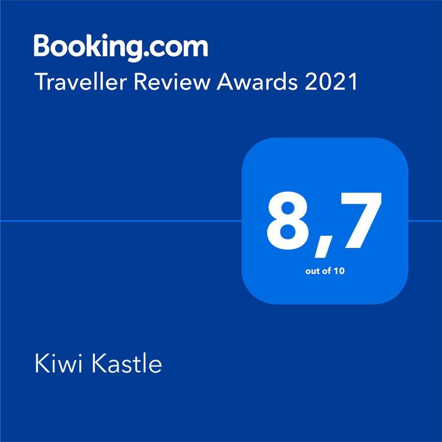 Kiwi Kastle Aparthotel *
