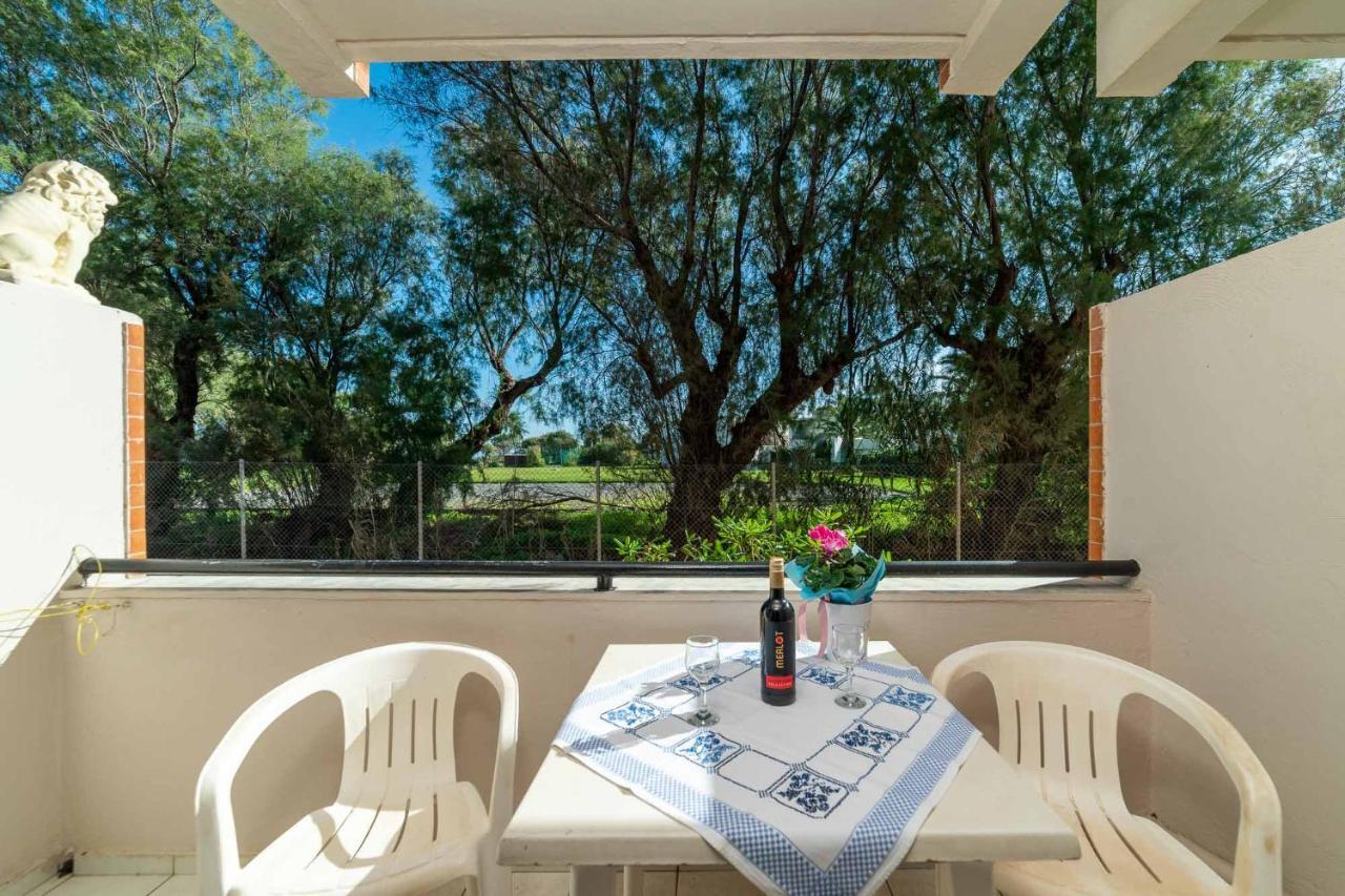 Aparthotel Troulis Seaside 3*