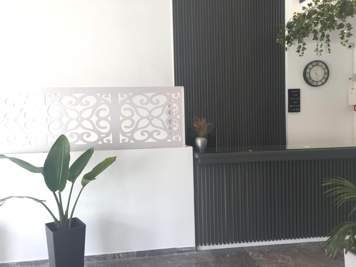 Pearl Hotel 3*
