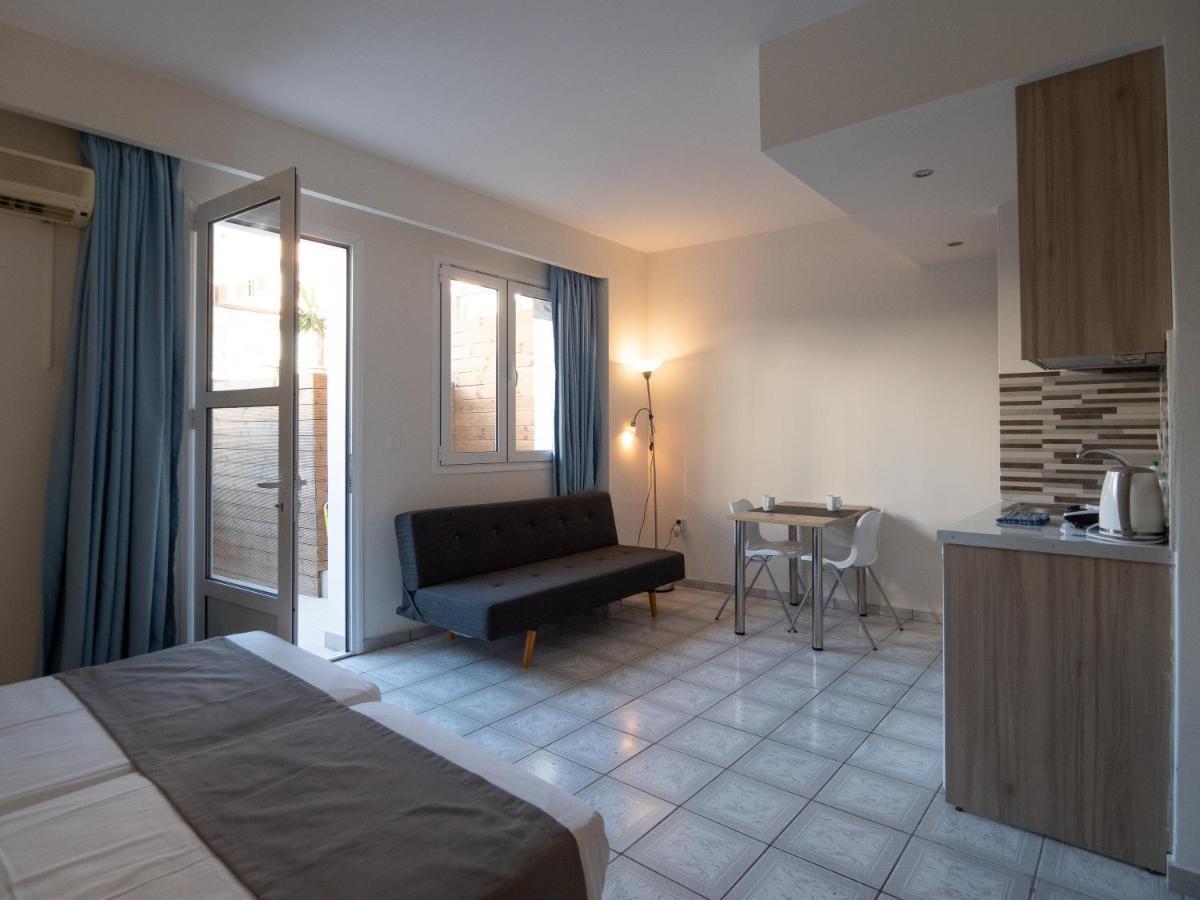 Aristo Apts Aparthotel