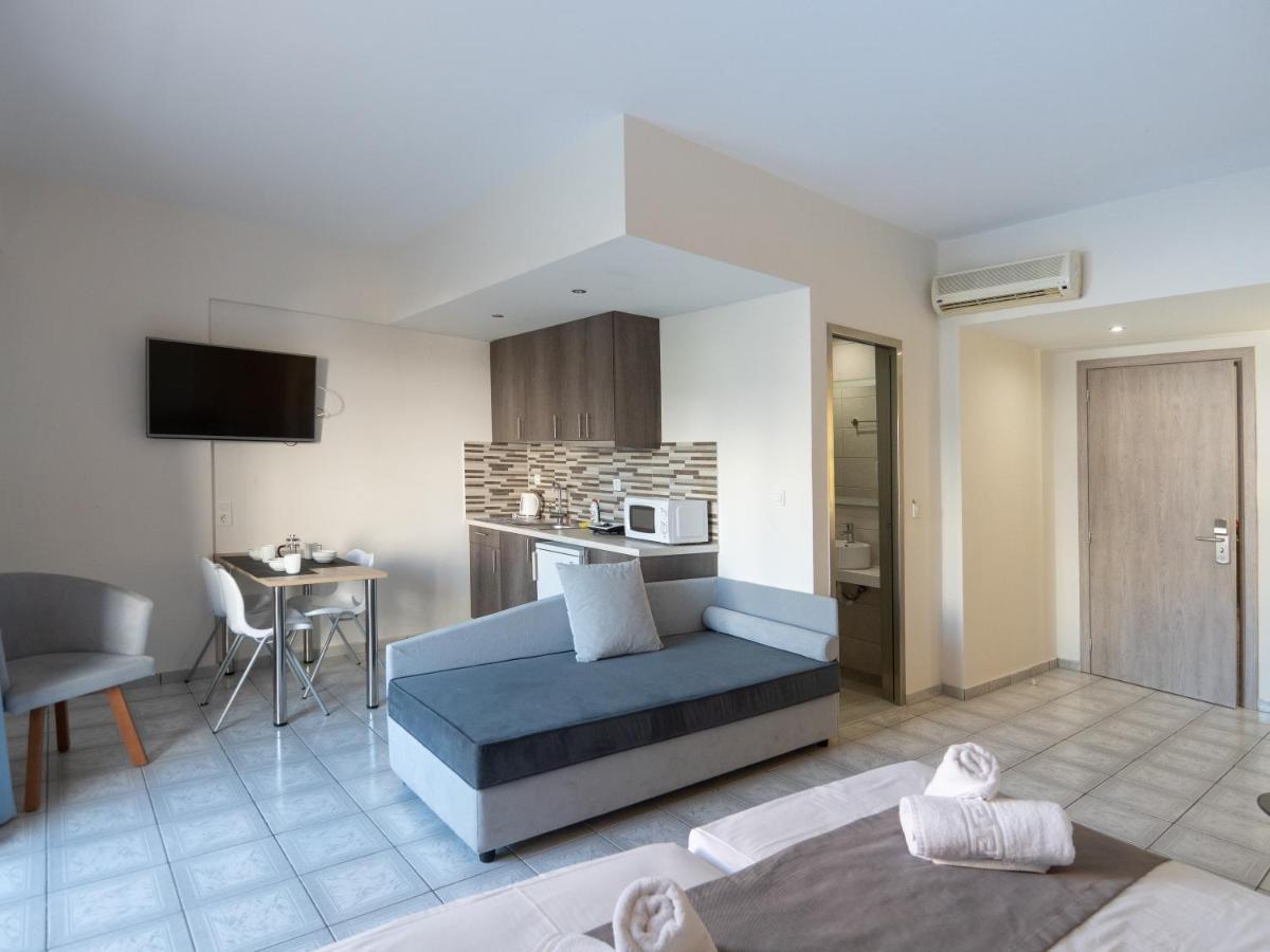 Aristo Apts Aparthotel 3*