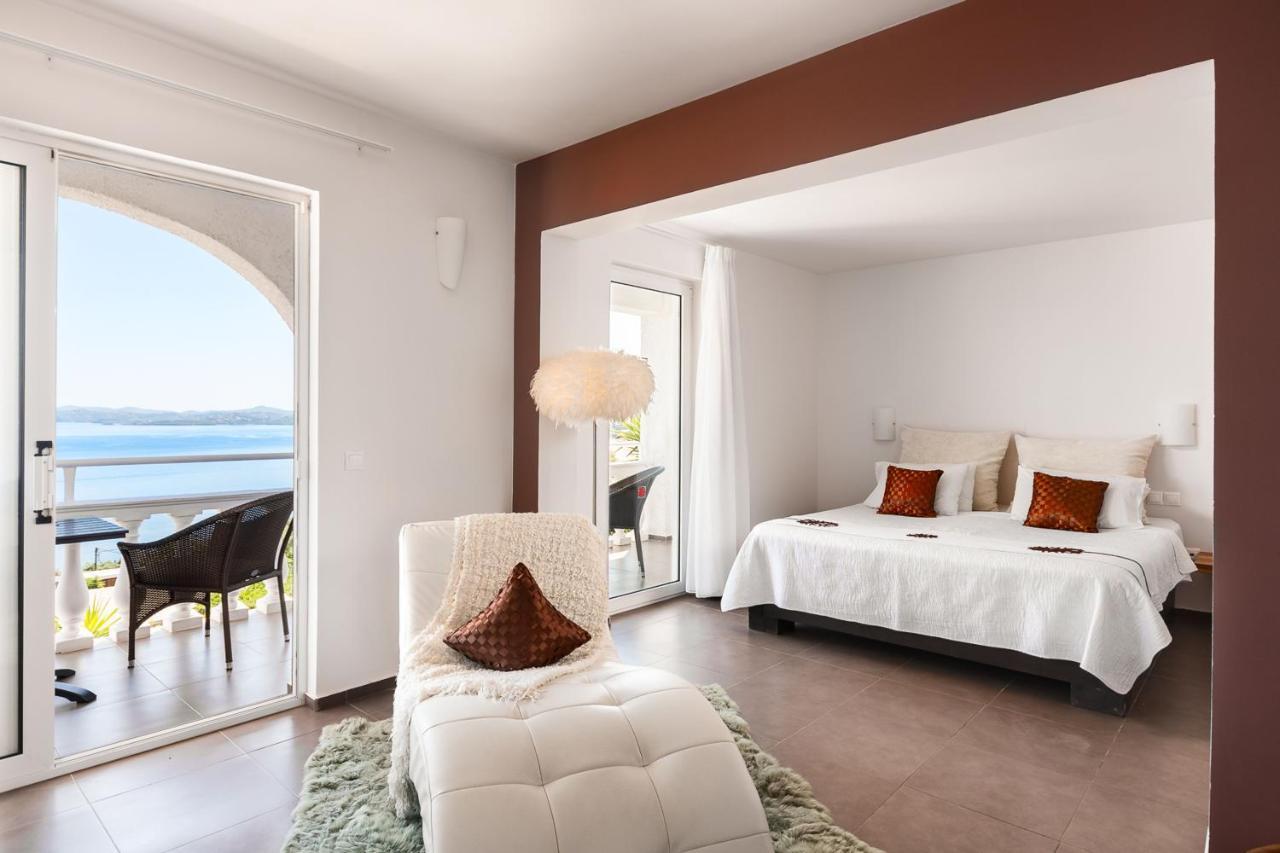 Hotel Pantokrator 3*