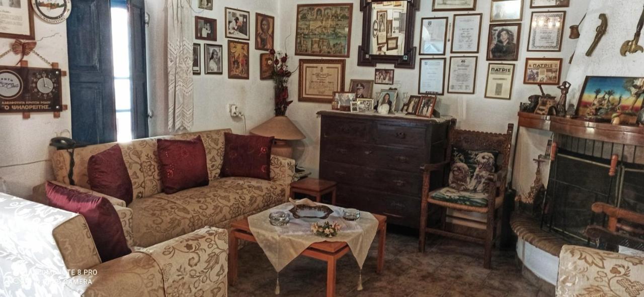 Traditional Mansion 1870s Holiday home