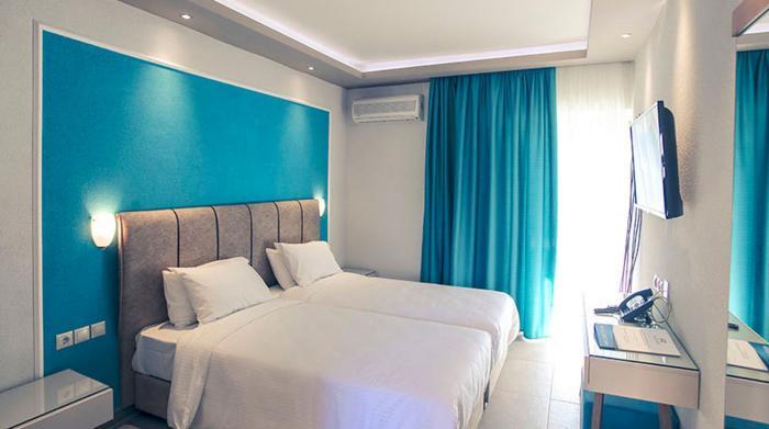Aparthotel Royal And