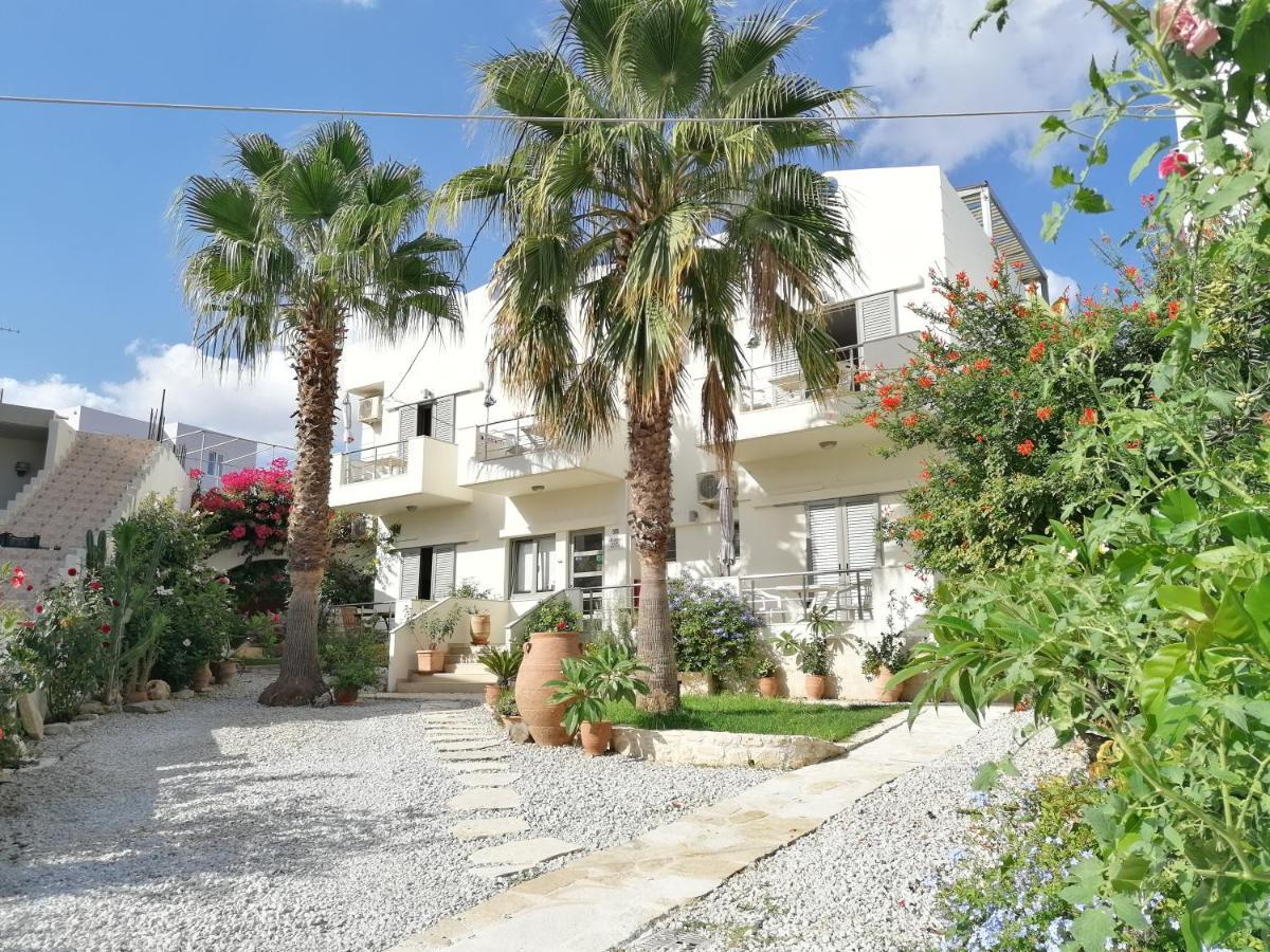 Lion-suites Apartment Kalyves