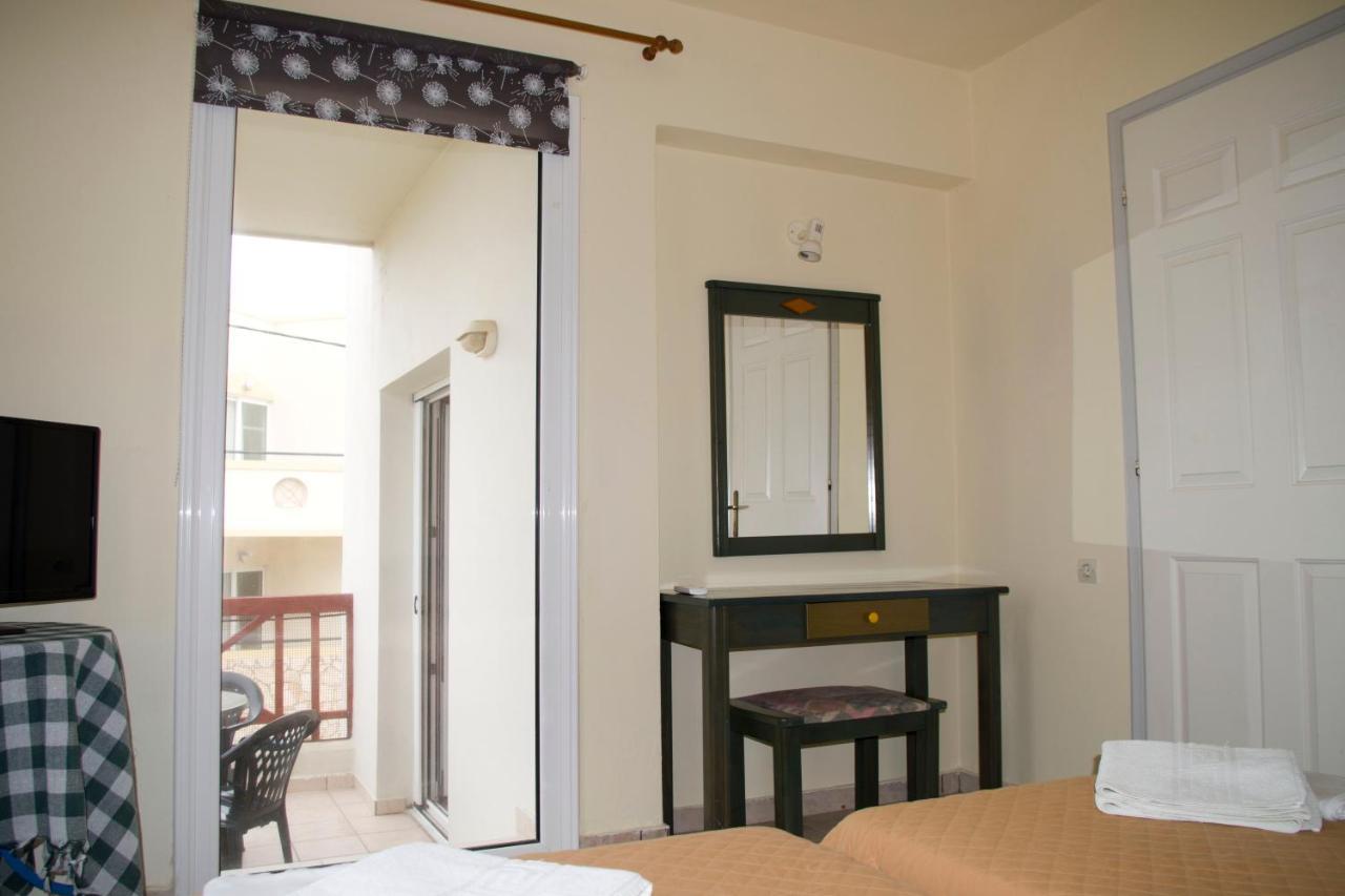 Elina Apartment *