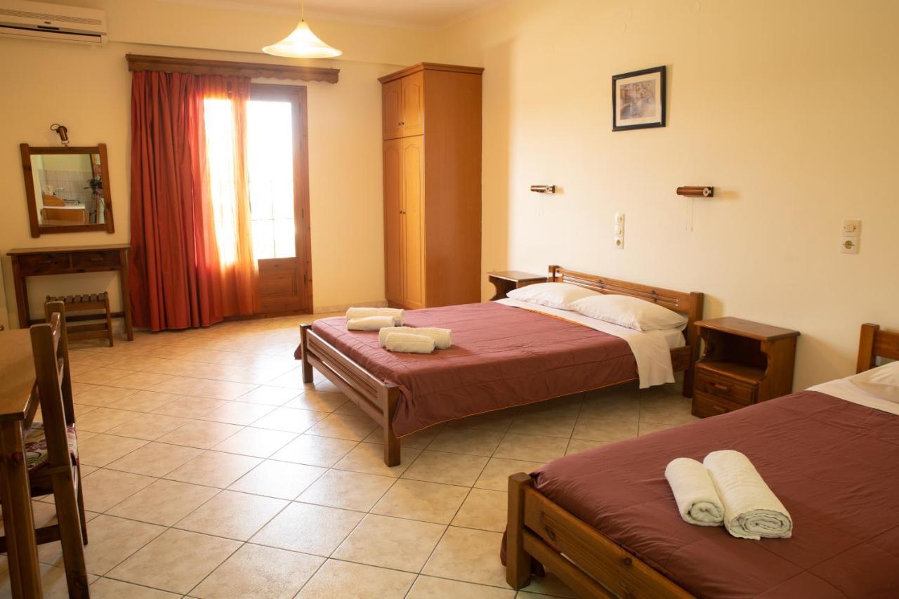 Kapetanios * Agios Stefanos Avliotes (Corfu)