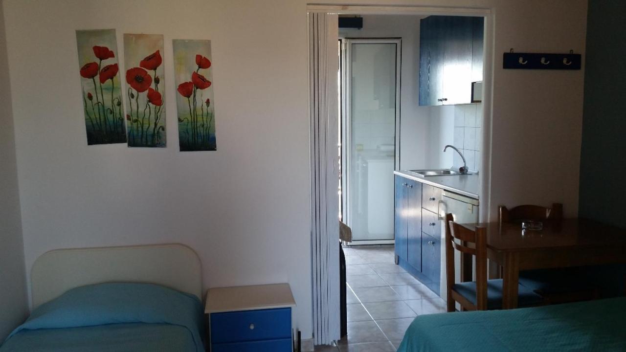 Aparthotel Troulis Seaside