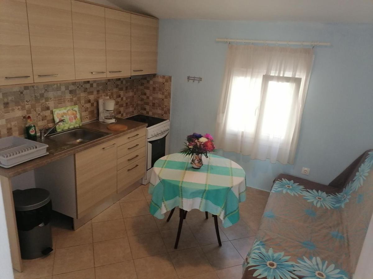 Porto Almira Beachfront House * Nikiti (Sithonia)