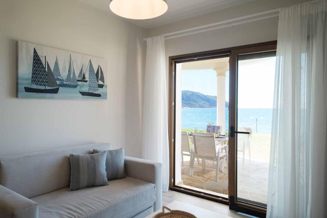 Armikes Beachfront Holiday home Afionas