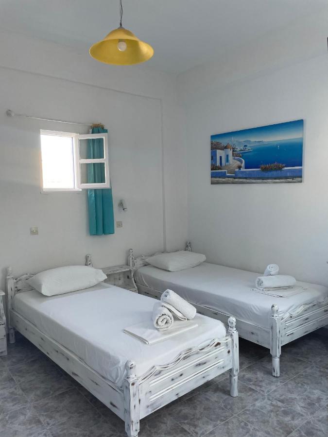 Anna Maria Santorini Hotel 2*