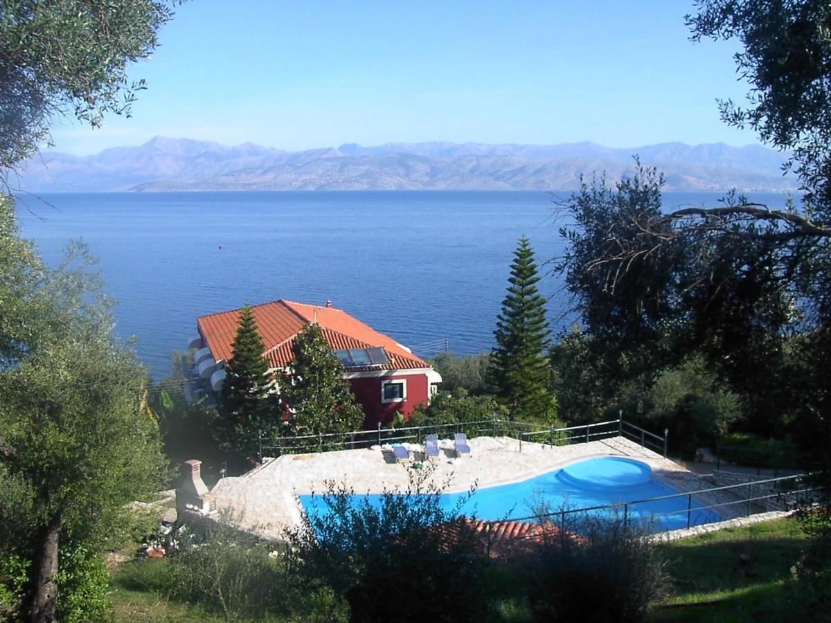 Guest house Bay In Kalamaki Apraos