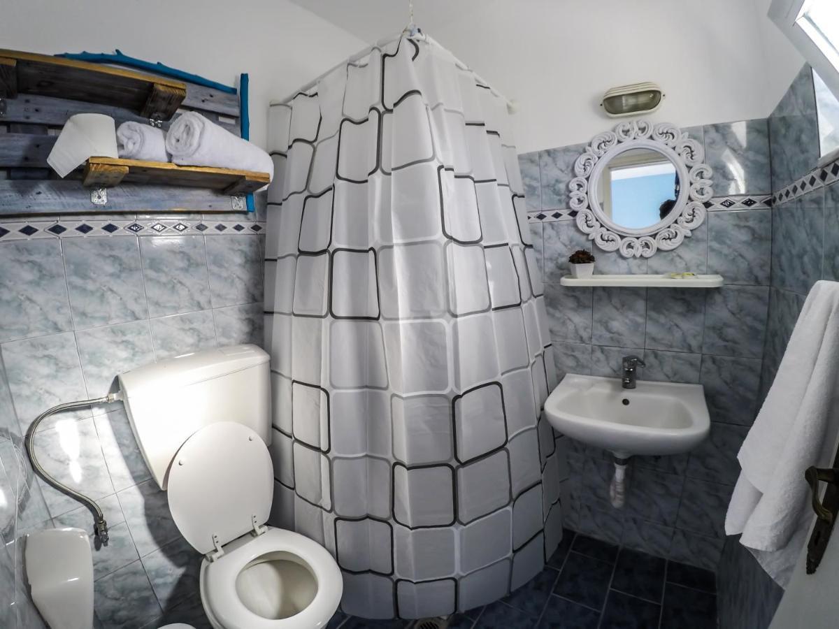 Mayflower Peros Studios Apartment