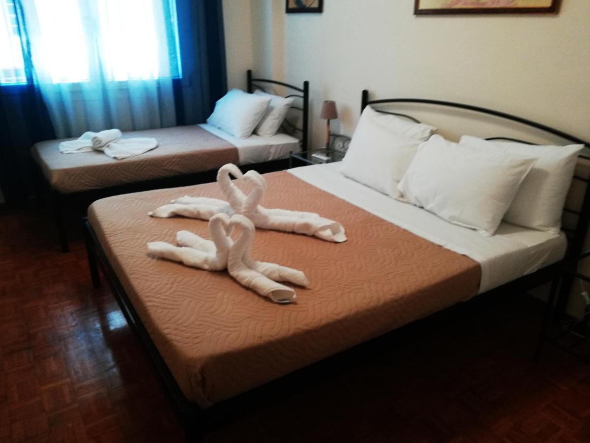 Luxury Apts Center Apartment