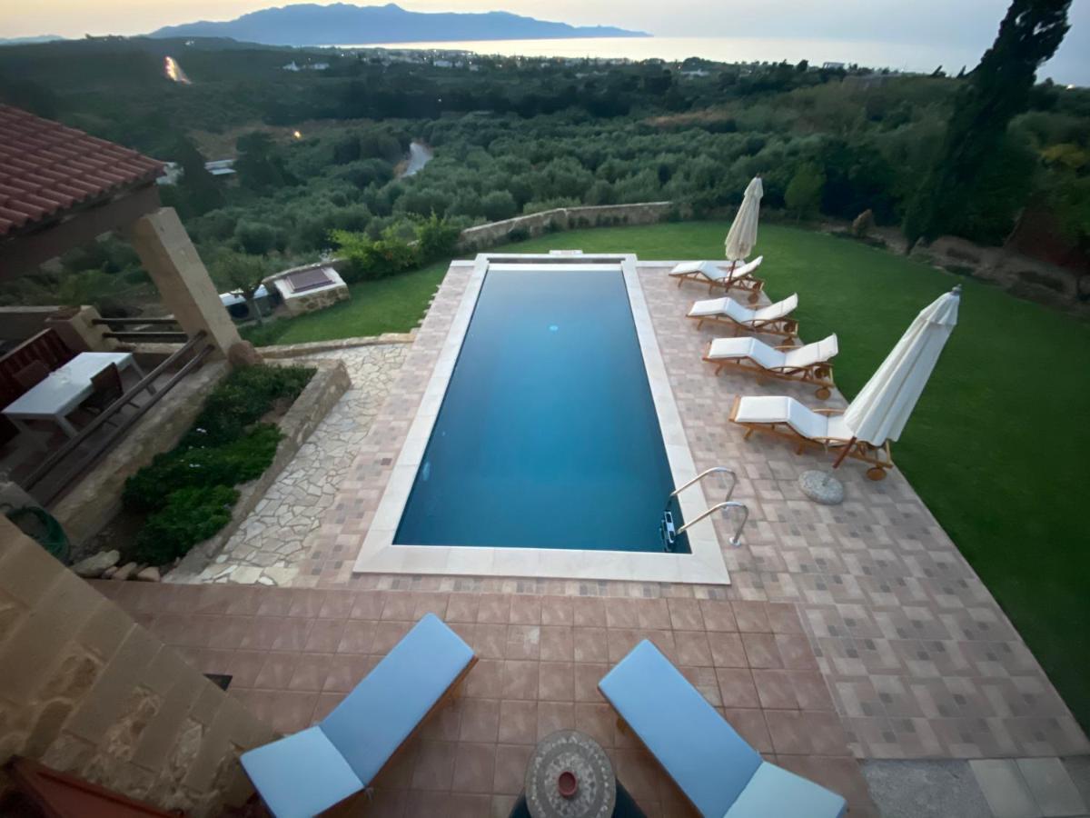 Arialkis - αριαλκίσ Villa *