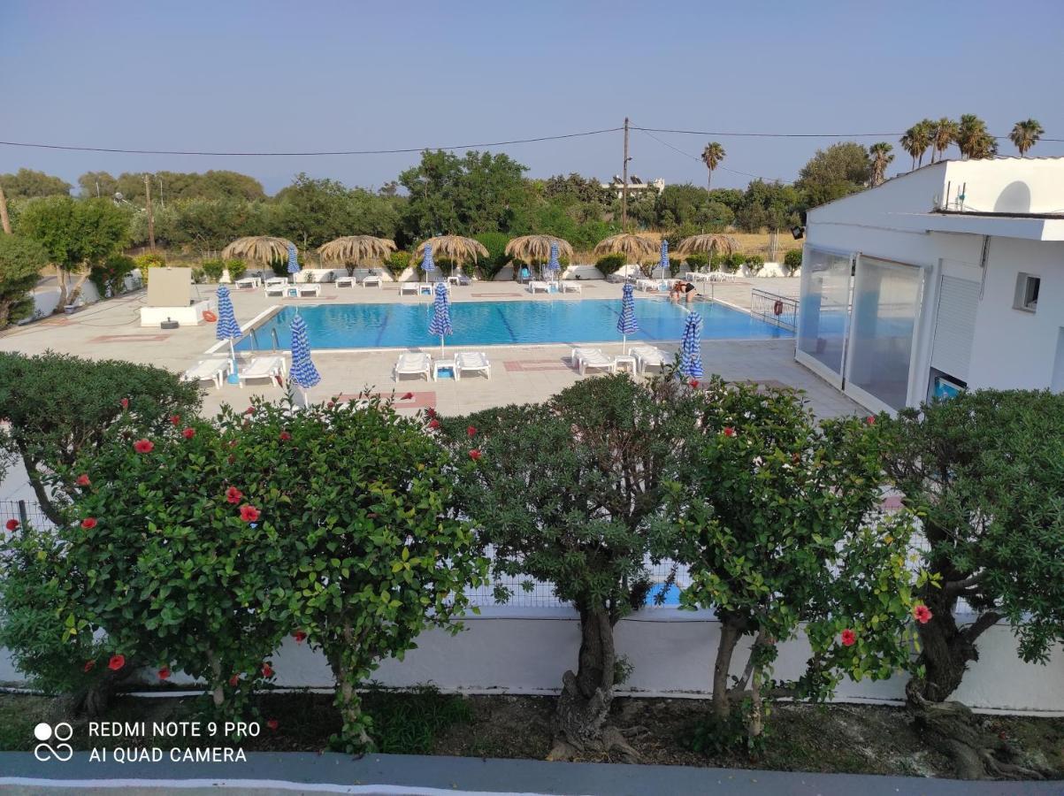 Aparthotel Nikos 2 &