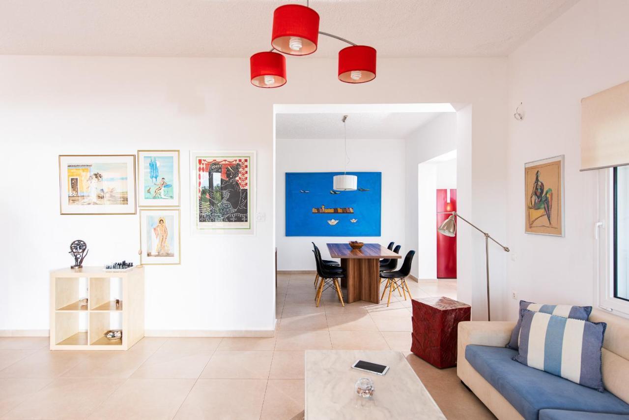 Kiara Villa *