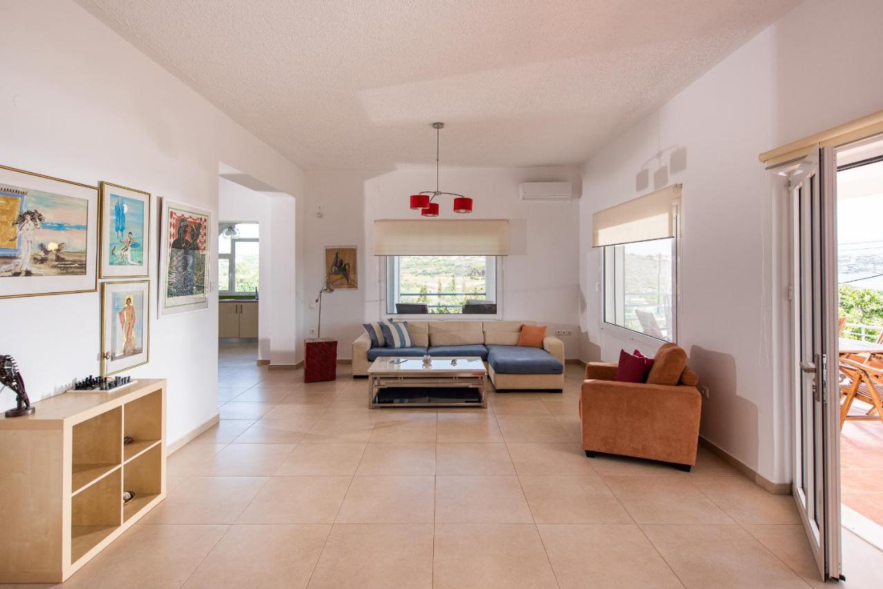Kiara Villa *