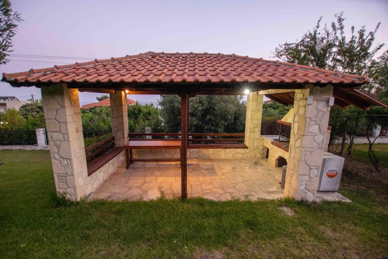 Katerina's Garden * Mola Kalyva
