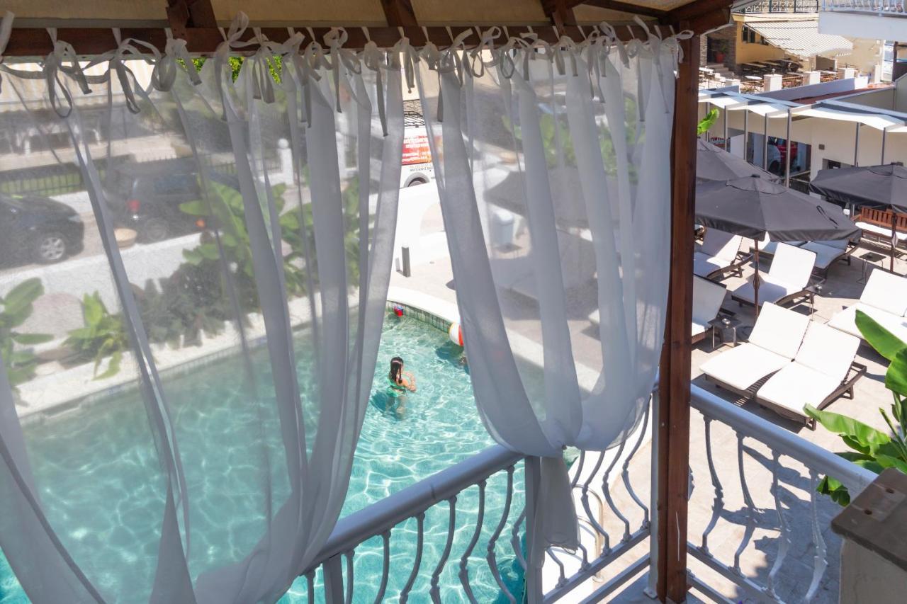 Odysseas Hotel 3*