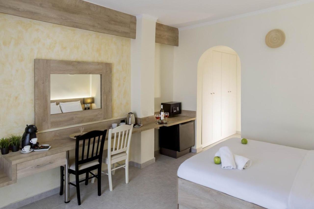 Odysseas Hotel