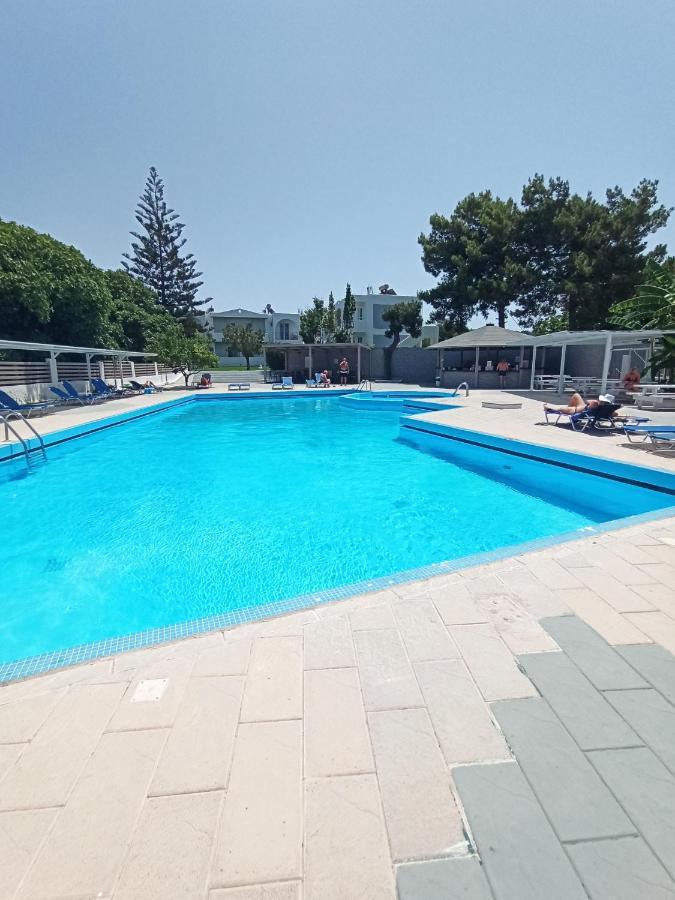 Summer Dream 3* Theologos (Rhodes)