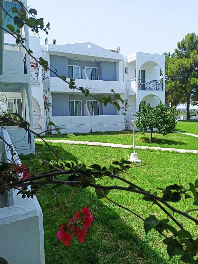 Summer Dream Aparthotel Theologos (Rhodes)