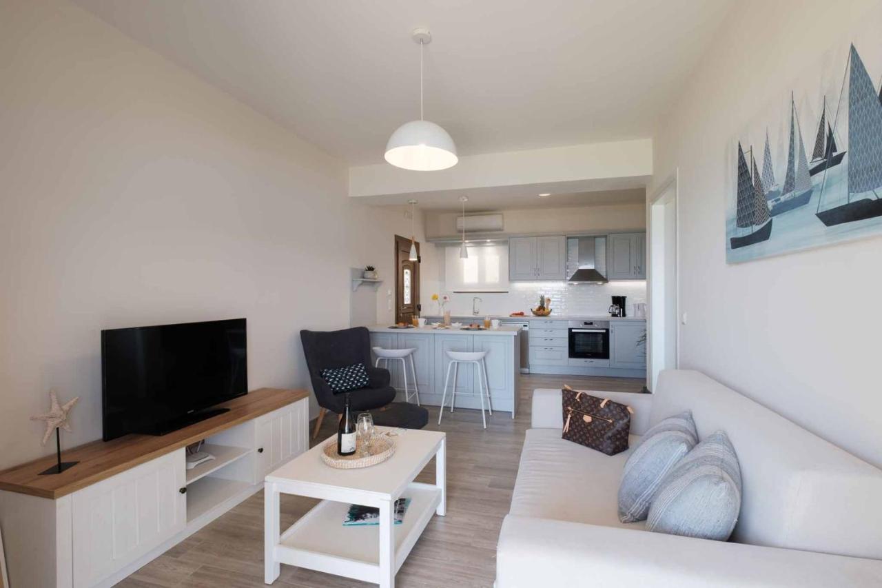 Holiday home Armikes Beachfront Afionas