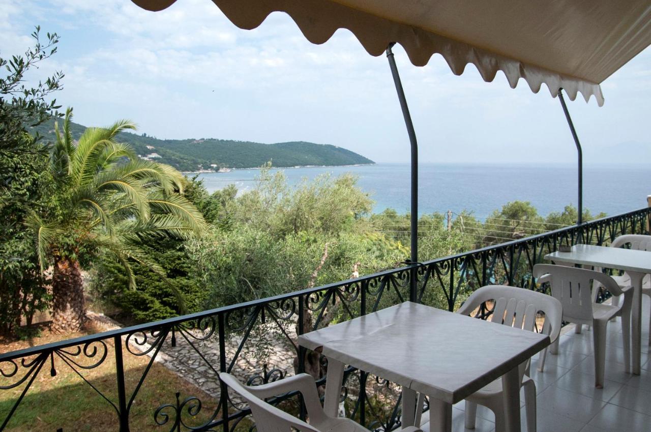 Bay In Kalamaki Guest house