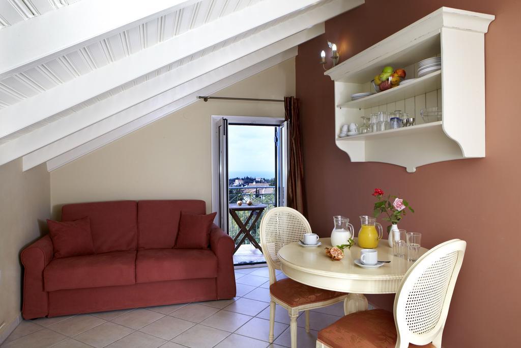 Dafnoudi Aparthotel 2*