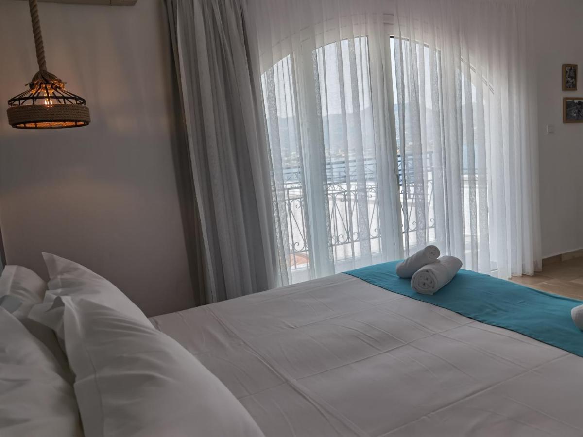 Port 7- Boutique Collection Hotel