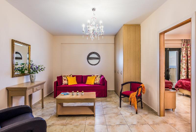 Pilot's Luxury Aparthotel 4*