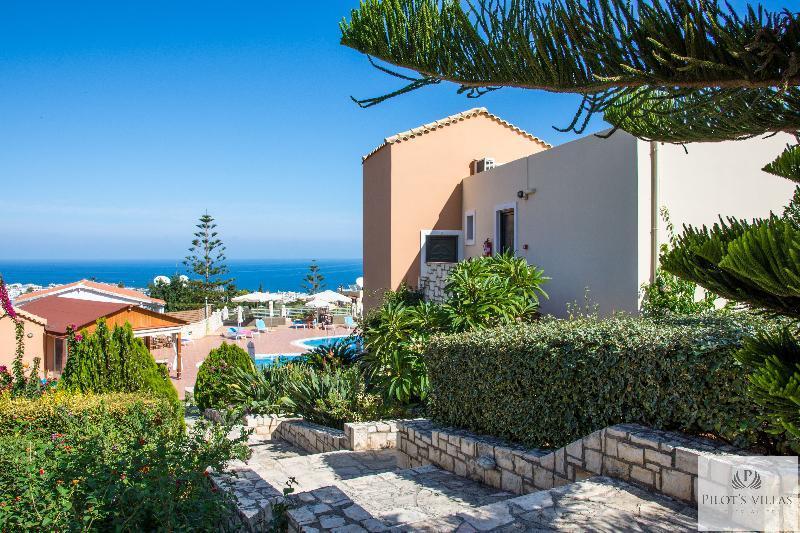 Pilot's Luxury Hersonissos (Crete)