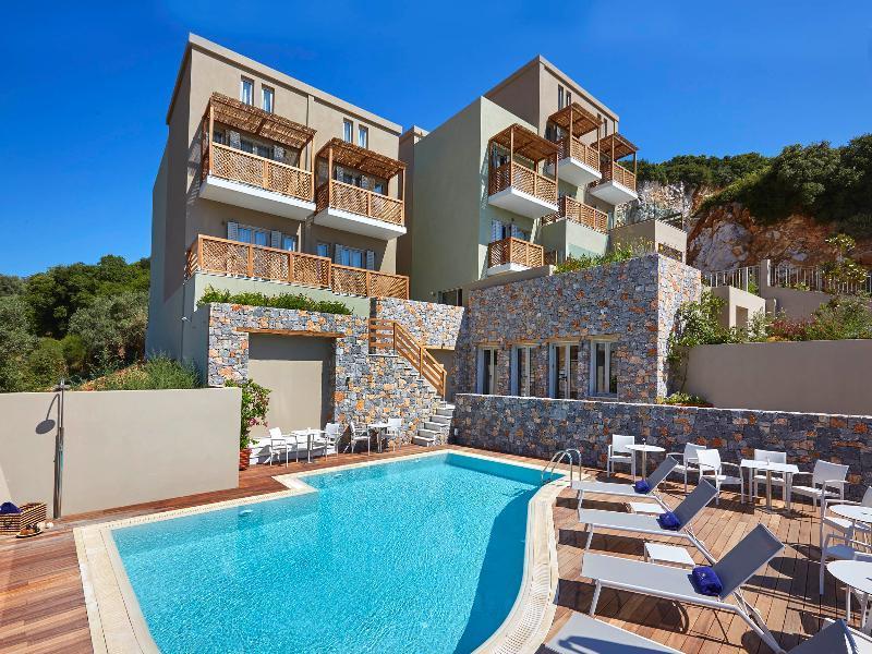 Mystery Luxury Aparthotel