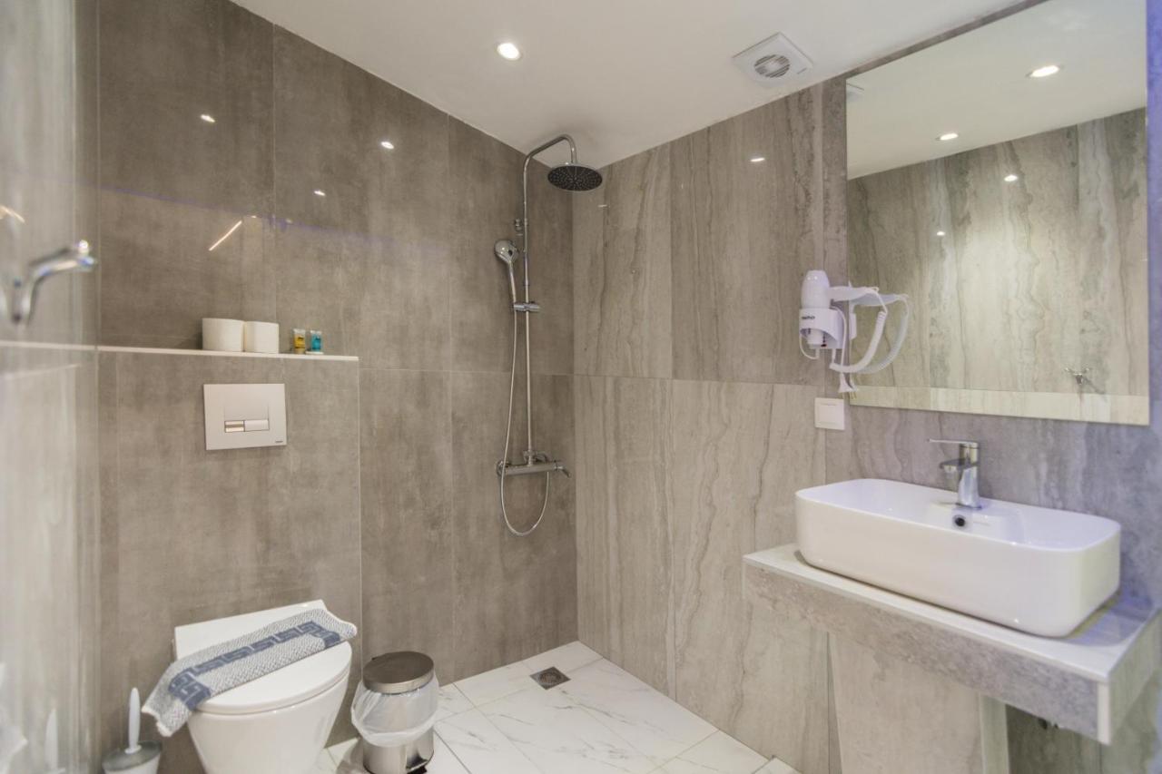 Aparthotel Del Soll Polychrono