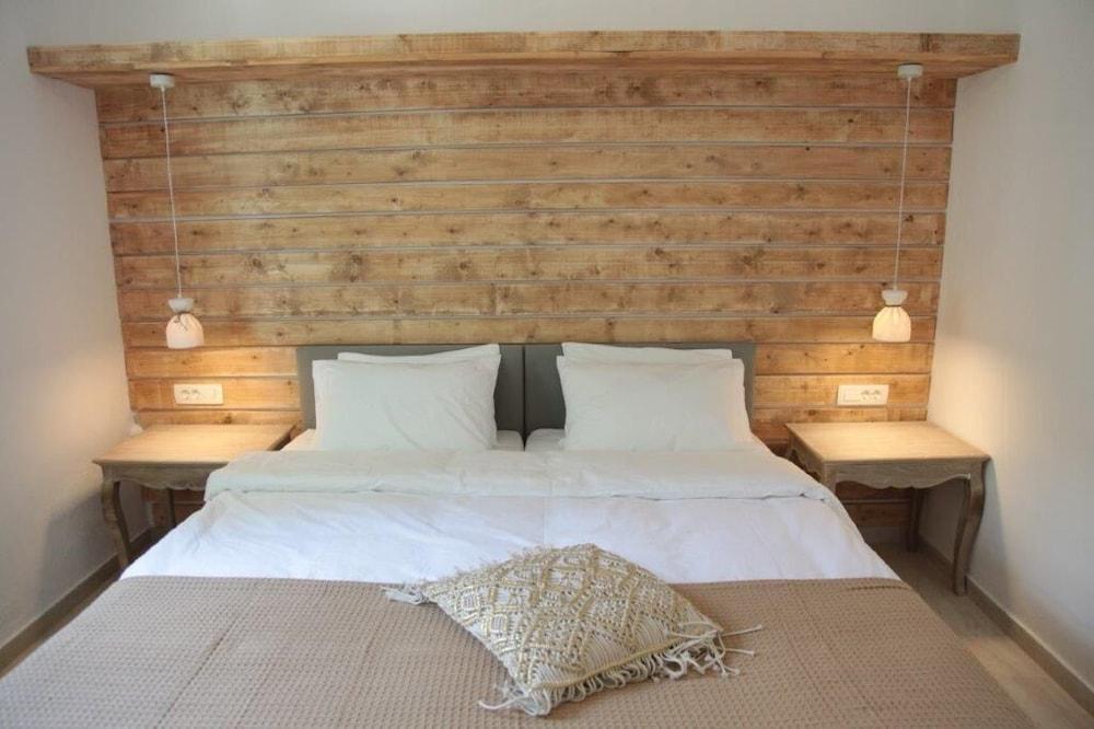 Hotel Joanna 3*