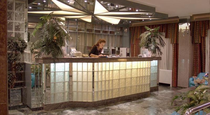 Xenophon Hotel 4*