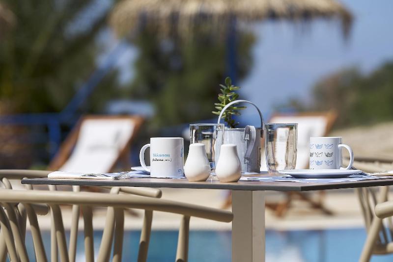 Nakou Village Aparthotel 3*