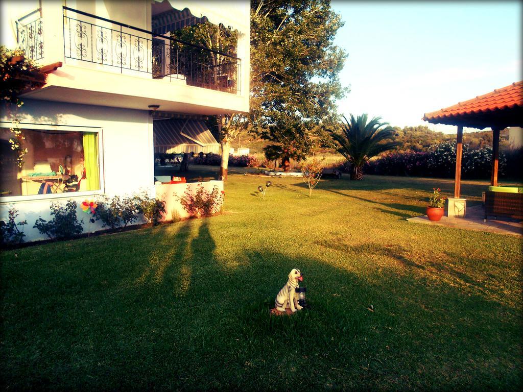 Apartment Chrissi Ammoudia Toroni